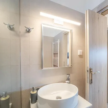 Apartment M&k - Maria's Stylish Near Alykes Corfu (city)