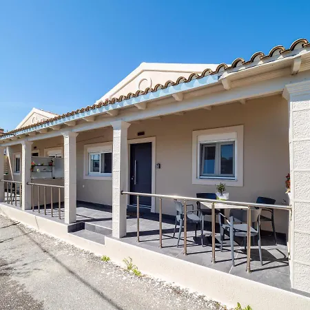 M&k - Maria's Stylish Near Alykes شقة Corfu (city)